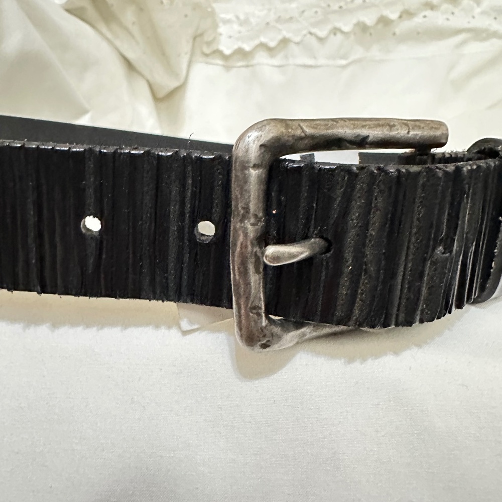 Leather Island Bill Lavin 32 Black Leather Belt NWT